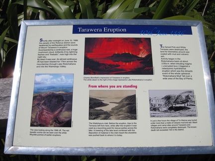 39 Lake Tarawera Overlook Sign